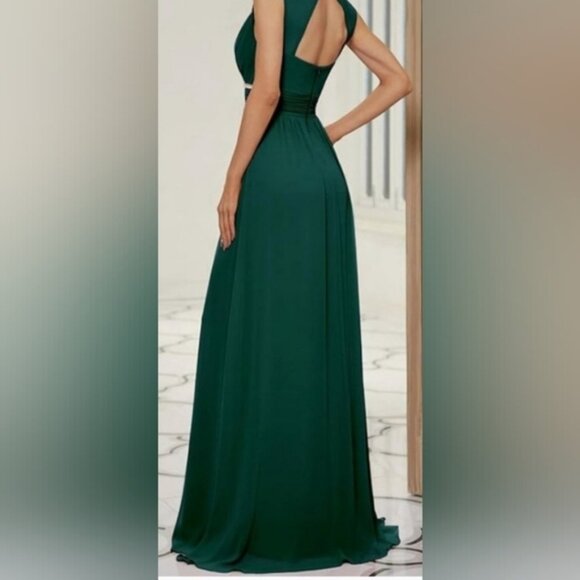 Ever-Pretty Women's Chiffon V Neck Cap Sleeve Backless Gown in Deep Green - Picture 5 of 8